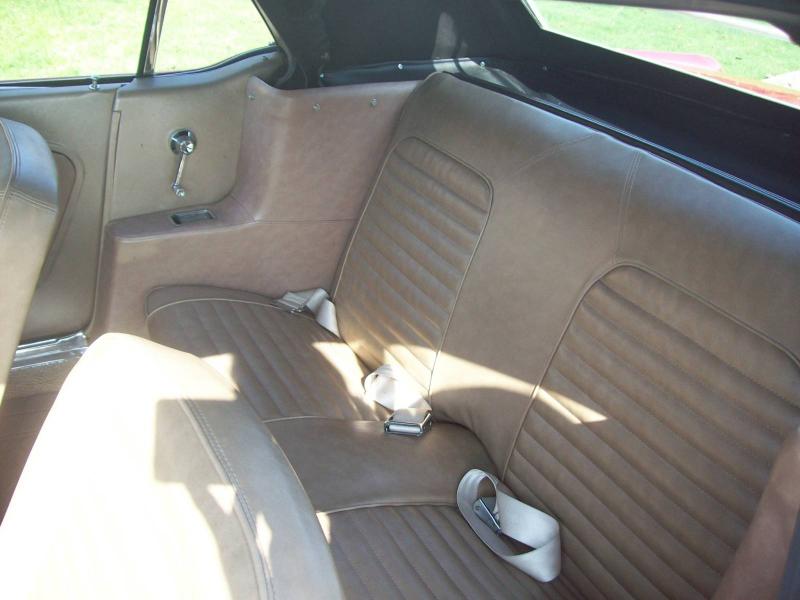 100_1819 1600x1200.JPG